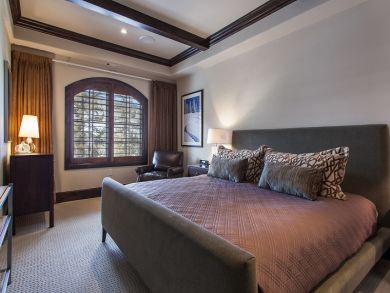 Luxury Vail 3 Bedroom Ski Condo - Sleeps 6 - Mountain Views Luxury Vail 3 Bedroom Ski Condo - Sleeps 6 - Mountain Views